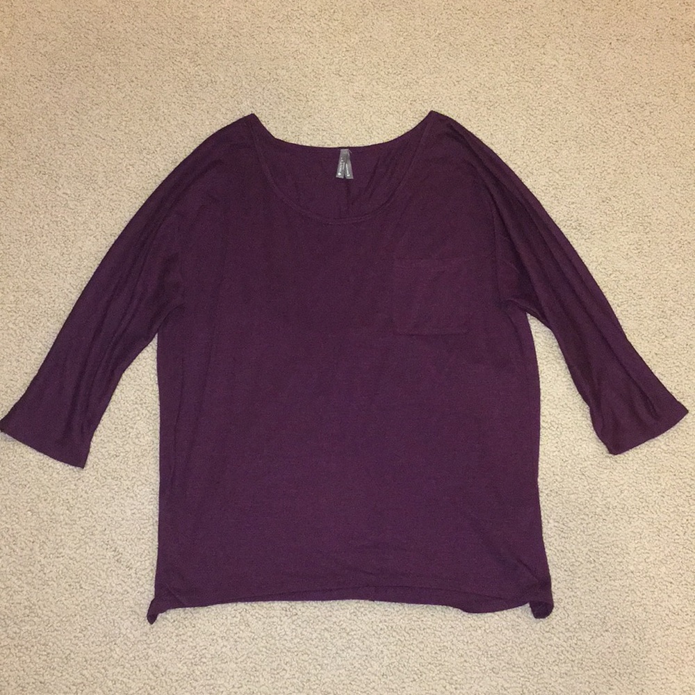 Mid-Sleeve Shirt